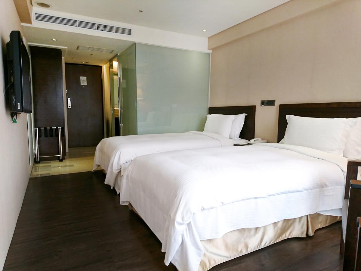 เซ็นจูรี่ โฮเต็ล ทาวหยวน Hotel เถาหยวน ภายนอก รูปภาพ