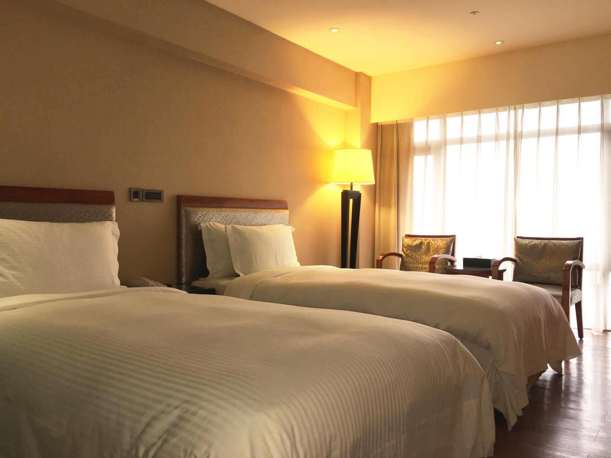 เซ็นจูรี่ โฮเต็ล ทาวหยวน Hotel เถาหยวน ภายนอก รูปภาพ